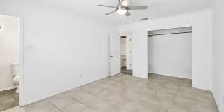 Charming 3 Bedroom in Pipers Meadow Gallery 12