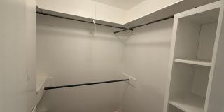 Fab 4 bed 2 bath 2 garage Gallery 7