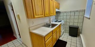 2528 Christian St Gallery 7
