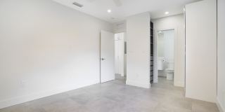 1119 West Las Olas Boulevard Gallery 17