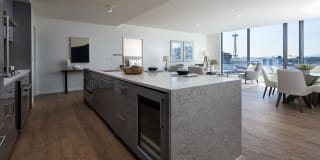 Helm Helm Gallery 24