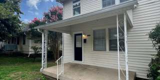 1103 Berry Street - MOVE IN SPECIAL Gallery 1