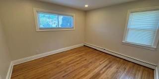 277 Jackson Avenue Gallery 13