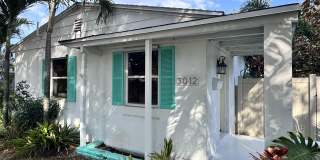 3012 Glenwood Road Gallery 3