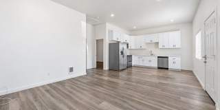 Vaulted ceilings! Gallery 1
