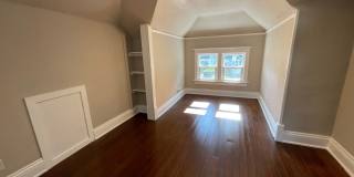 Newly Remodeled 2 Bed 1.5 Bath Home will Large Oversized 2-Stall Garage! Gallery 20