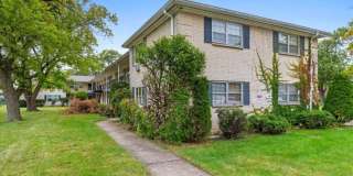1725 Howard Gallery 1