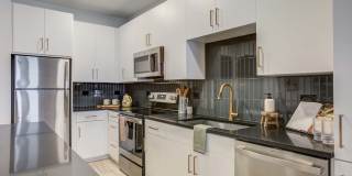 MAA Val Vista Gallery 17