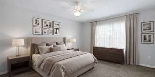 Beautifully Updated Condo Gallery 23