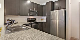 Sadler House Luxury Apartment Homes Gallery 29