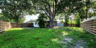 STUNNING 3 BEDROOM, 2 BATHROOM, 2 CAR GARAGE HOME LOCATED IN THE HIGHLY SOUGHT AFTER BRIARWOOD COMMUNITY. Gallery 32