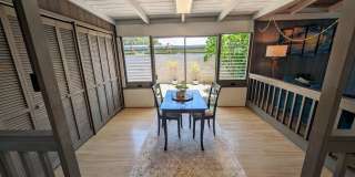 Country living in the City - Huge bonus room, entertainment deck, covered lanai and lots of storage. Gallery 8