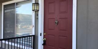 <b>2 Bedroom Reno Condo in Gated Community<br><br> Gallery 1