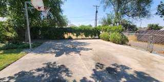 Poplar Grove 3 bd. House! Pets ok! Love the yard! Gallery 16