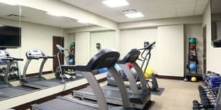 301 Riverwalk Place Gallery 6