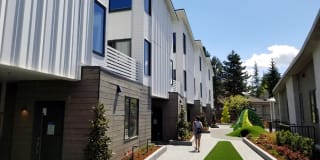 Park East Apartments Gallery 7