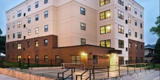 West Grand Avenue - Student Housing Gallery 20