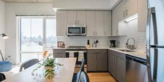 Post Chicago Gallery 33