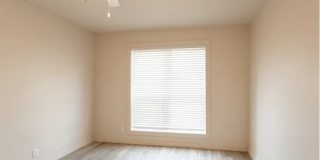 Oak Park Gallery 7