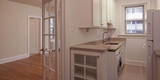 La Reine Apartments Gallery 4
