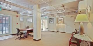 R Street Apartments Gallery 9