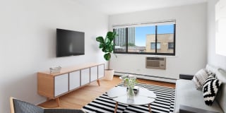 536 West Addison Gallery 1