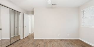 Hampton Place Luxury Apartment Gallery 18