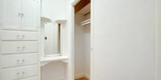 The Jefferson Gallery 7