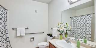 Oak Hill Apartments Gallery 8