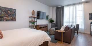 Gordon Lofts Gallery 33