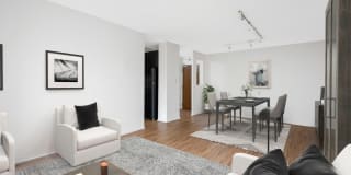 1120 North Lasalle Gallery 14