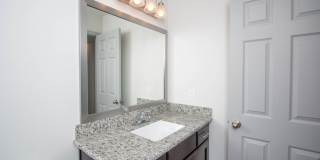 Glen Oaks Gallery 16