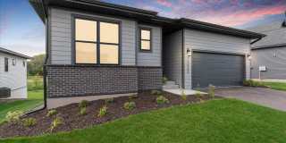 Acclaim of Woodbury Gallery 15