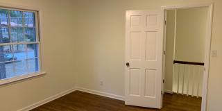 4 BR 3 BATH in Cedar Creek! Gallery 27