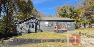 Beautiful 4 Bedroom 2 Bathroom Home in Kansas City! Gallery 1