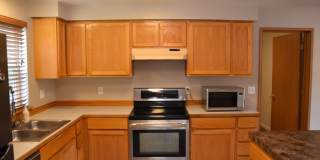 Modern Living with Private Oasis & Ample Storage Modern Living with Private Oasis & Ample Storage Gallery 5