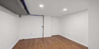 4936 Shaw Avenue Gallery 17