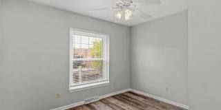 Beautifully remodeled 6 BR, 1.5 Bath brick home on level double-lot in Wilkinsburg! Gallery 20