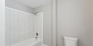 Large Near Downtown 2BR/2BA House For Rent Gallery 4