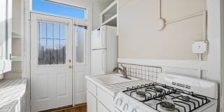 Kenilworth Court Gallery 4