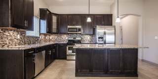 Stylish & Spacious Eastside Home with Stunning Modern Kitchen Gallery 11
