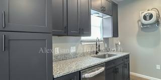 606 Brookview Dr Gallery 2