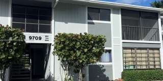 9709 Hammocks Blvd Gallery 1