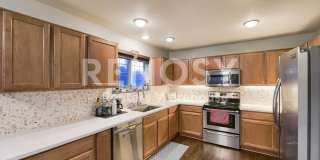 5 bed 5 bath | 2947 S Lisbon Way Aurora Colorado 80813 | AVAILABLE NOW Gallery 25