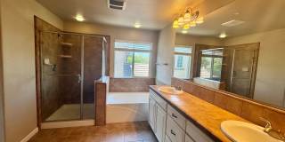Charming 4 Bedroom Home in Springlake Gallery 42