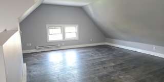 1058 Anna St Gallery 1