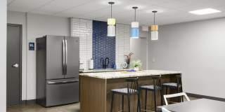 Medicine Lake Apartments Gallery 18