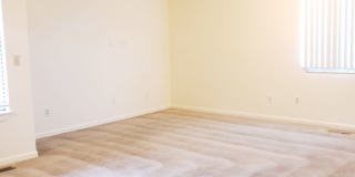 909 Gellatly St. Gallery 5