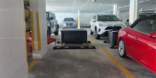 5880 Collins Ave Gallery 30