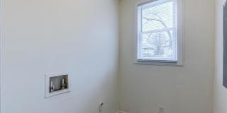2922 Noble Ave. A Gallery 21
